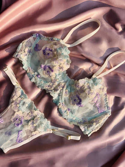 Opaline Bloom